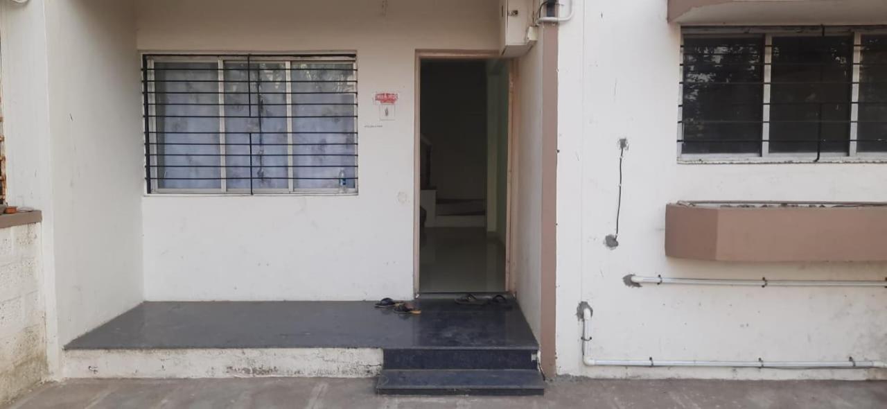 Swanky Sojourns Homestay 2Bhk Колхапур Екстериор снимка