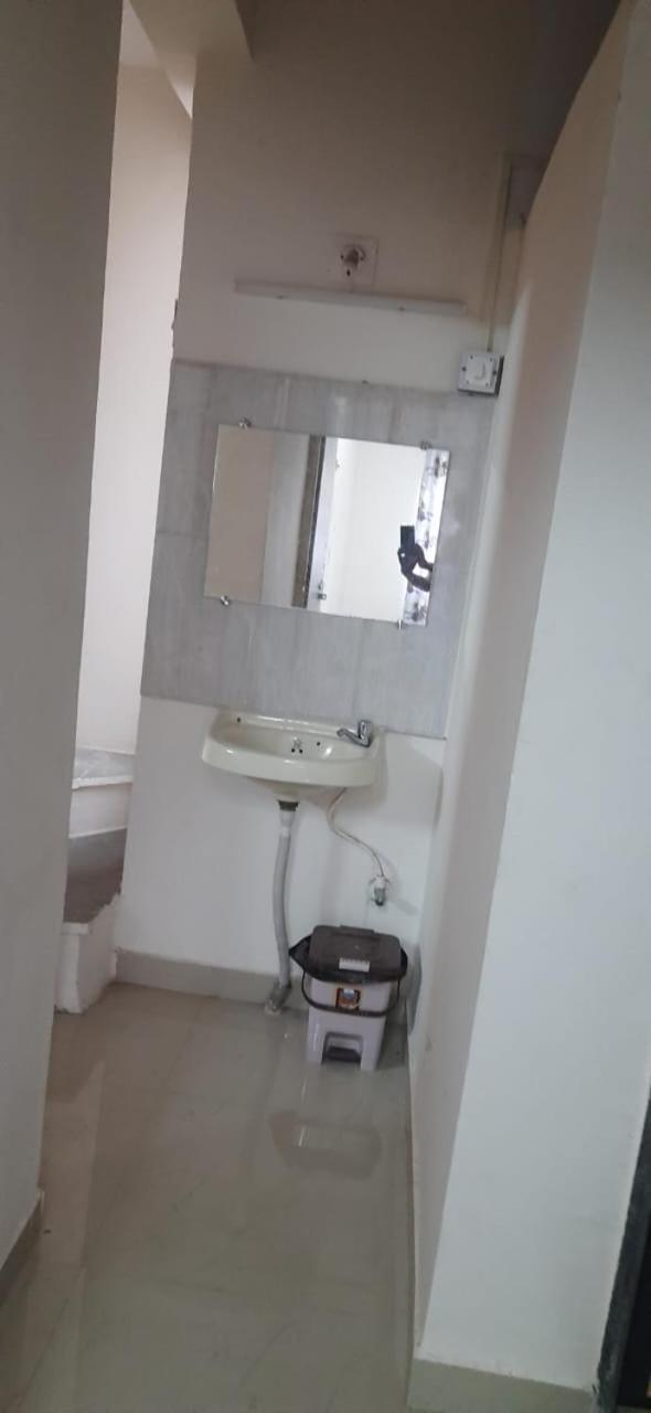 Swanky Sojourns Homestay 2Bhk Колхапур Екстериор снимка
